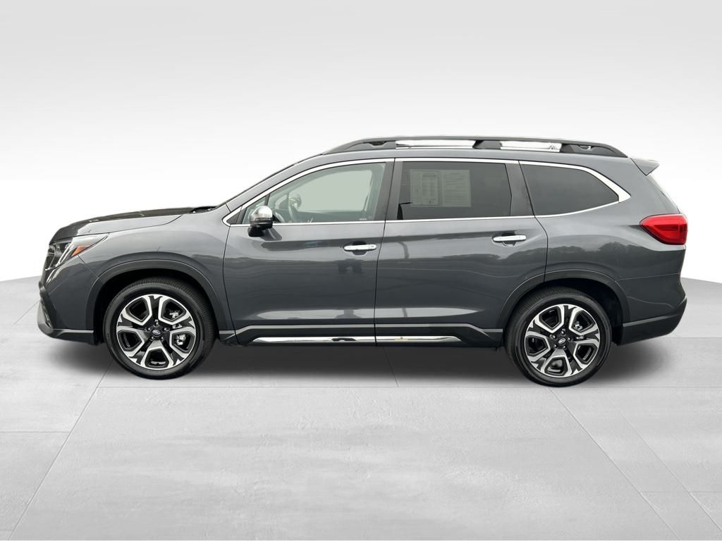 2023 Subaru Ascent Touring photo 2