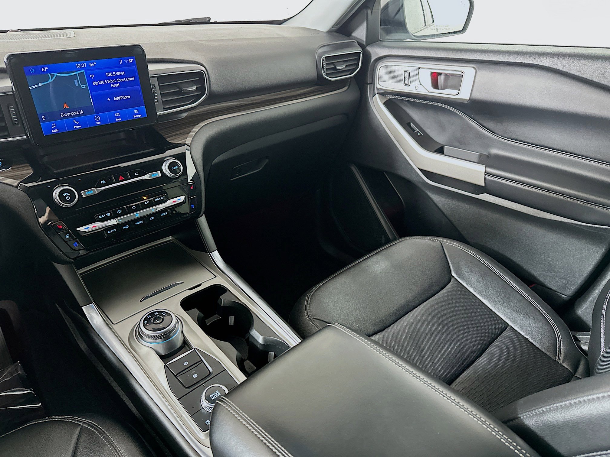 2023 Ford Explorer Limited photo 21