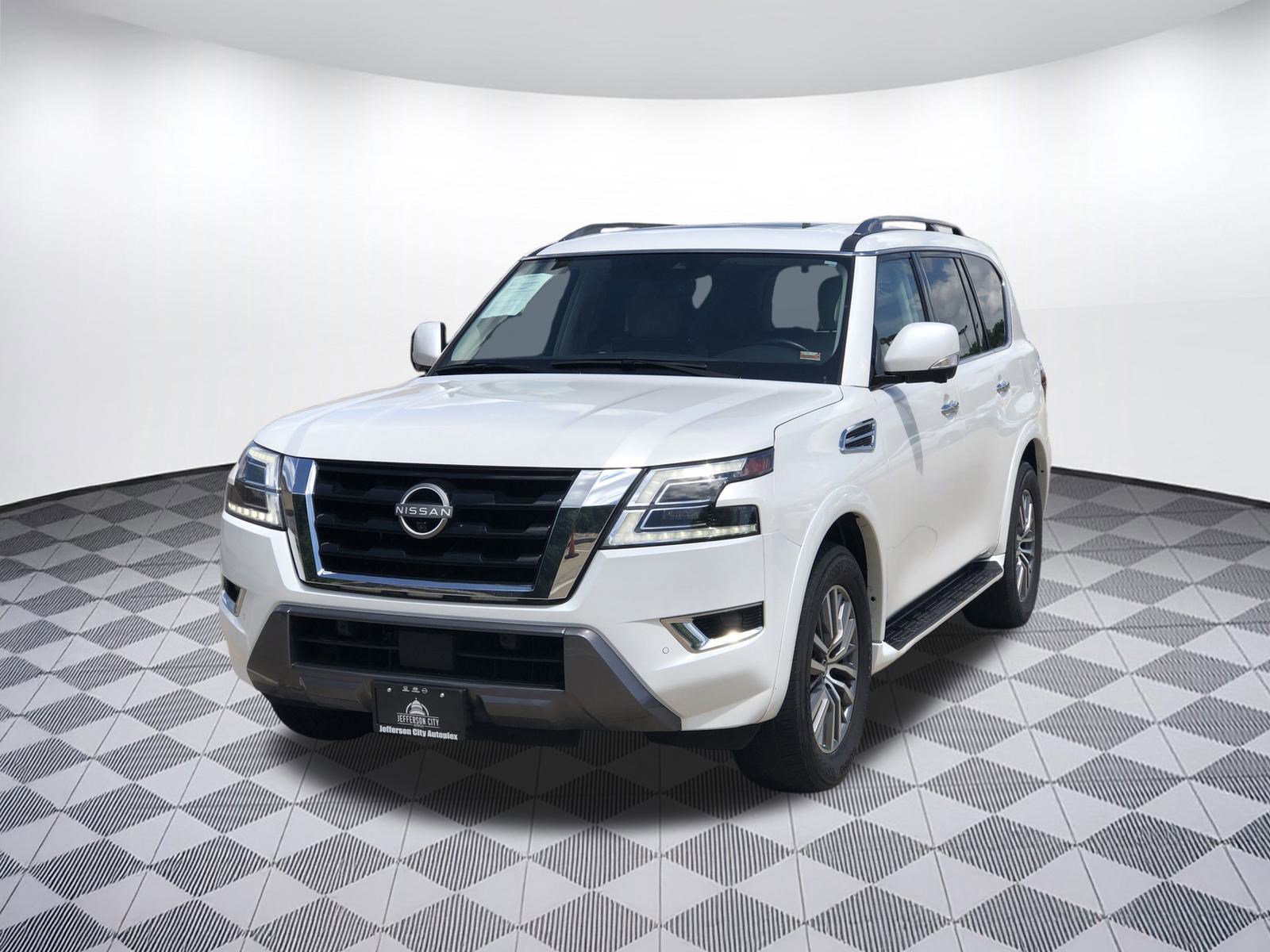 2023 Nissan Armada SL photo 2