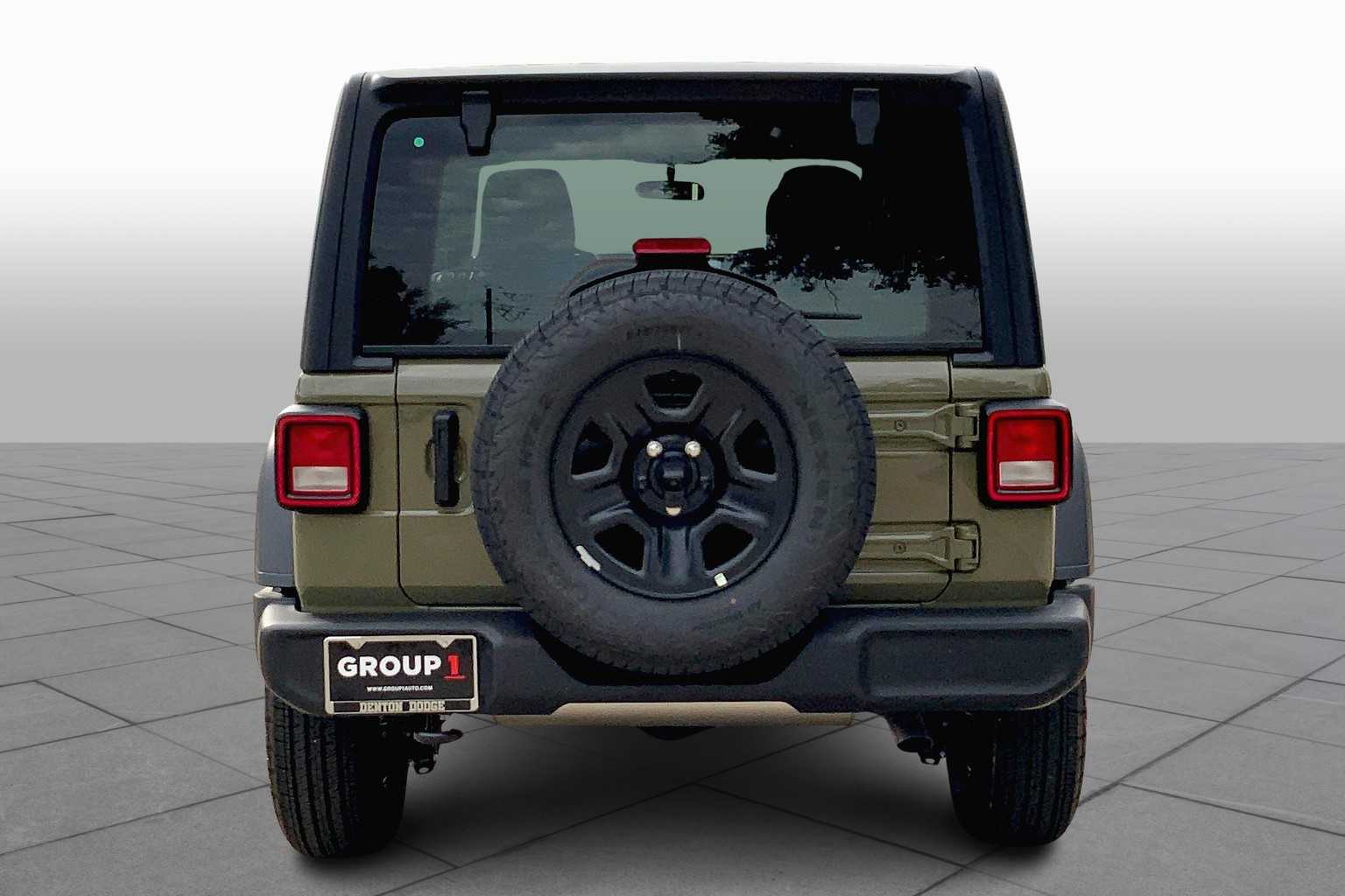 2025 Jeep Wrangler Sport photo 4