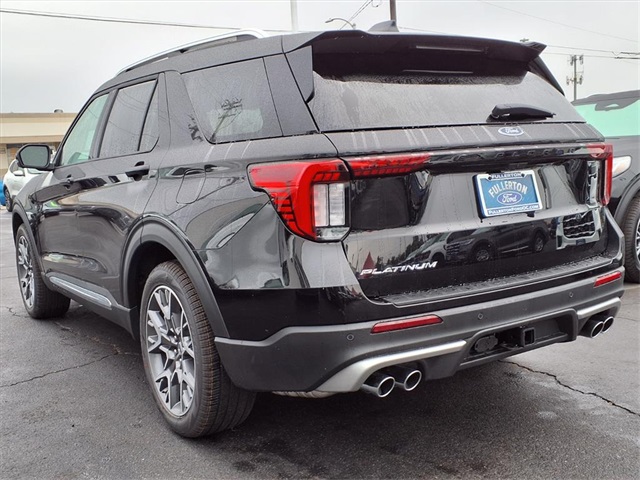2025 Ford Explorer Platinum photo 4