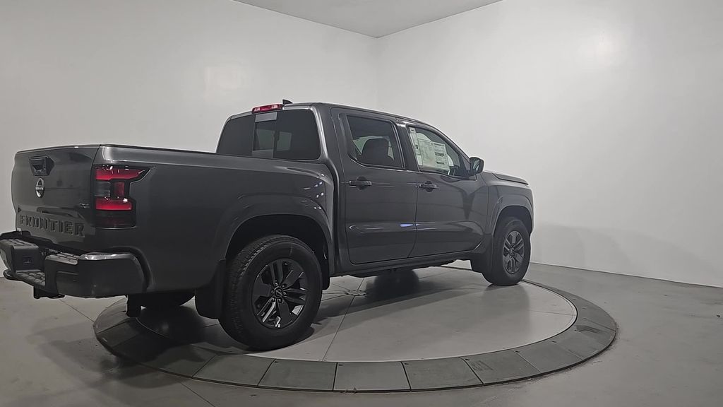 2026 Nissan Frontier SV photo 4