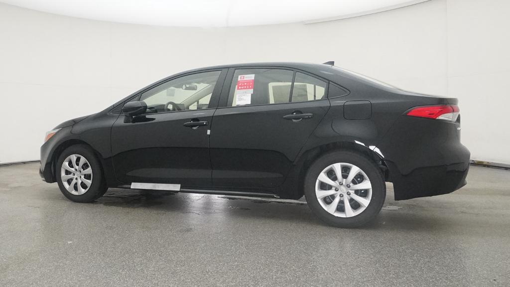 2025 Toyota Corolla Hybrid LE photo 12
