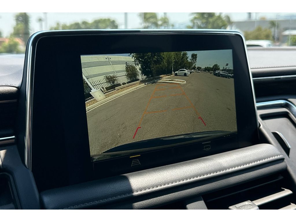 2022 Chevrolet Suburban 1500 Z71 photo 28