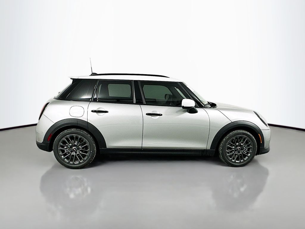 2026 Mini Cooper 4 Door Hardtop Signature photo 4