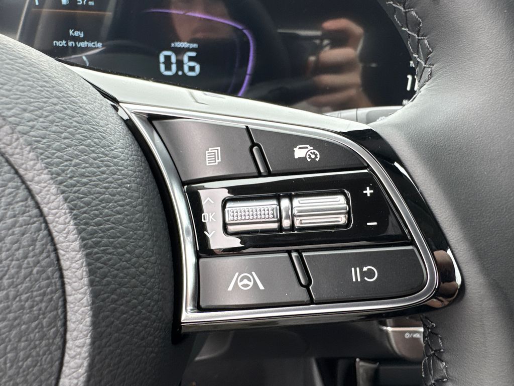 2025 Kia Seltos S photo 25