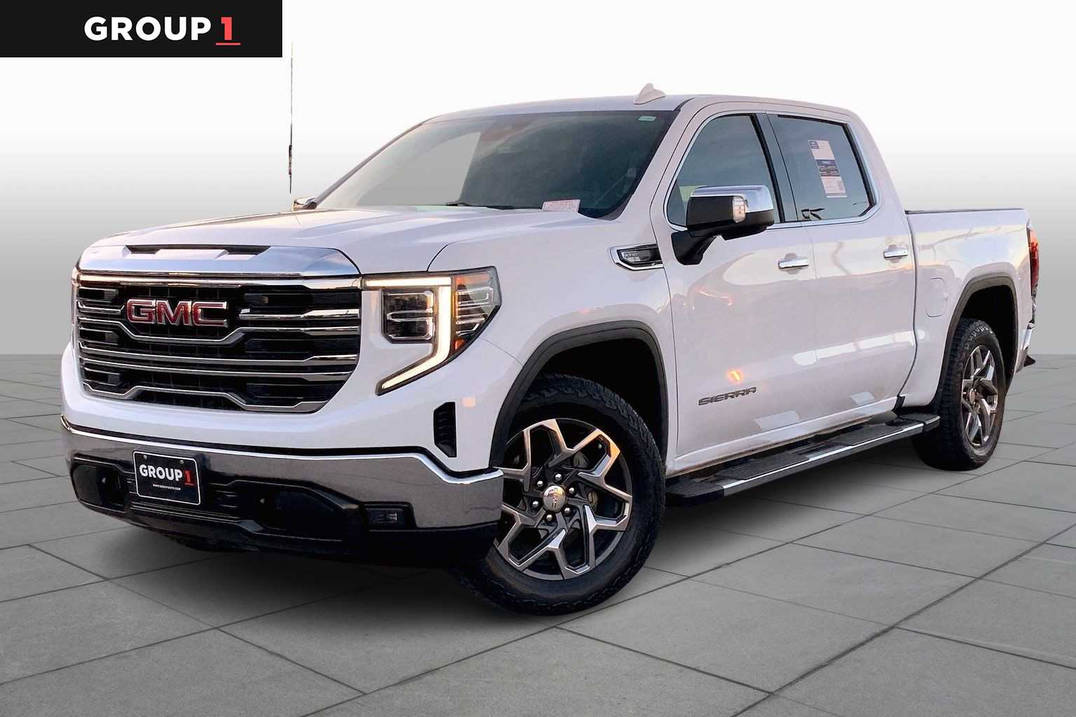 2023 GMC Sierra 1500 SLT's photo