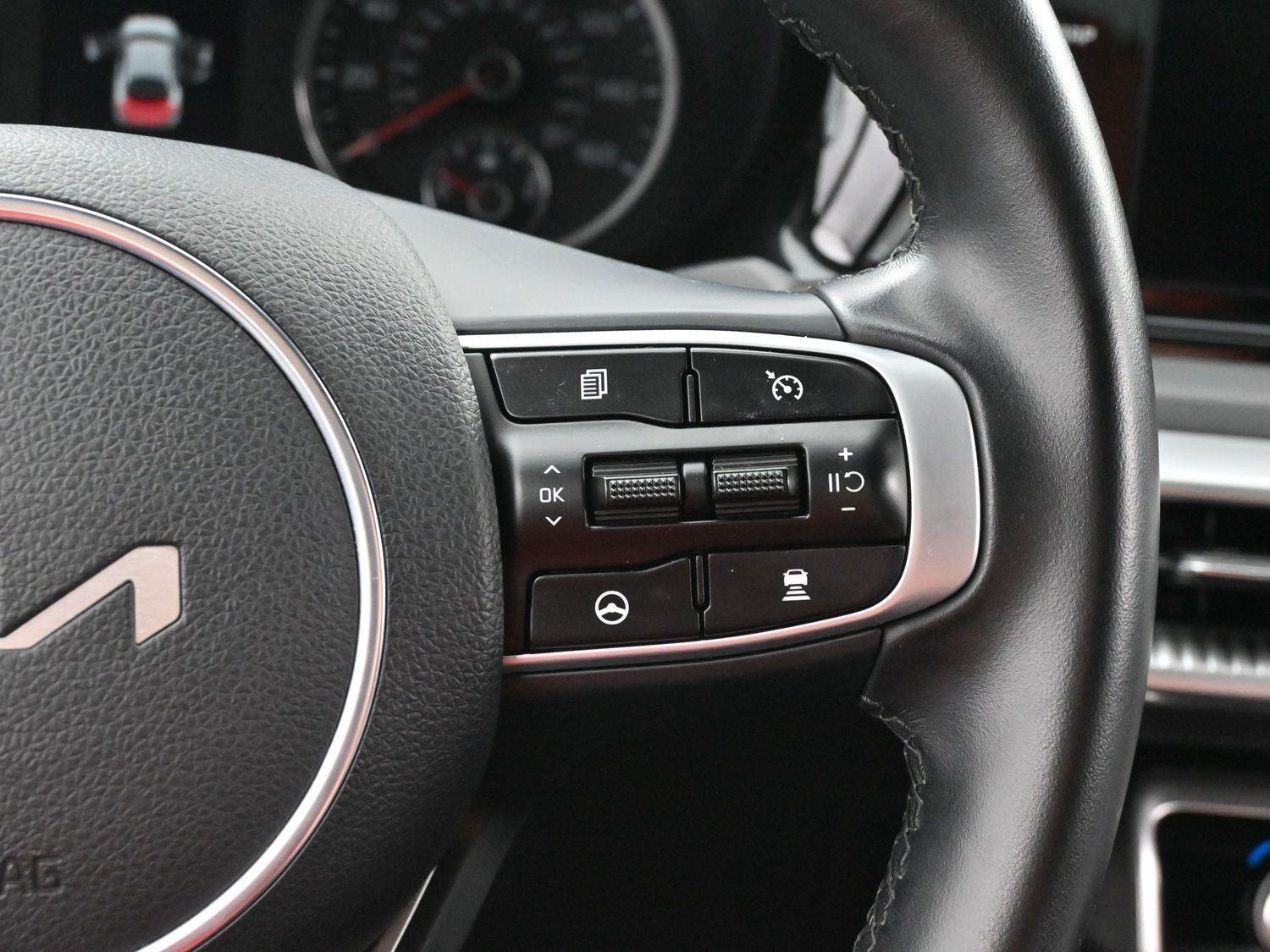 2023 Kia K5 GT-Line photo 18