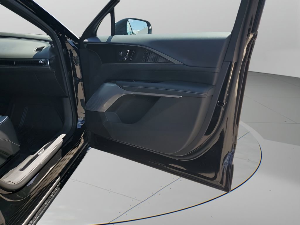 2026 Cadillac Lyriq photo 13