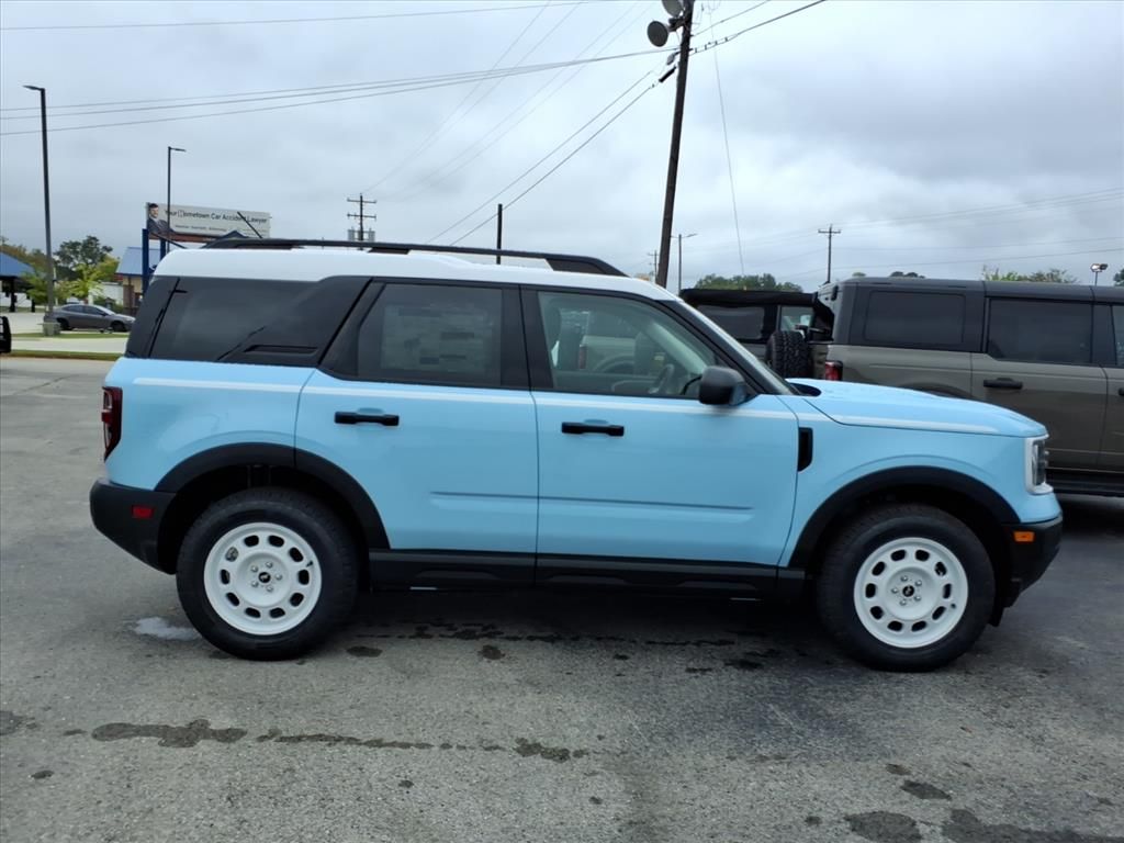2025 Ford Bronco Sport Heritage photo 4