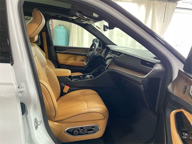 2022 Jeep Grand Cherokee L Summit photo 23
