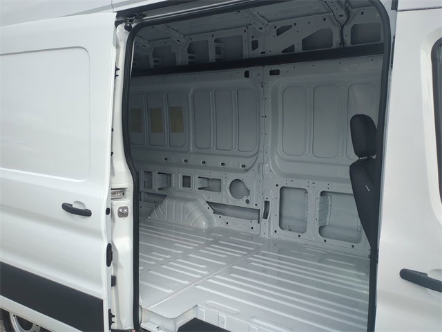 2025 Ford Transit Cargo Van photo 13