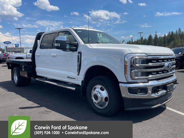 2025 Ford F-350 Super Duty Chassis Cab Lariat's photo