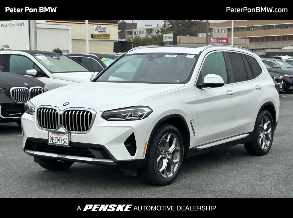 2023 BMW X3 30i