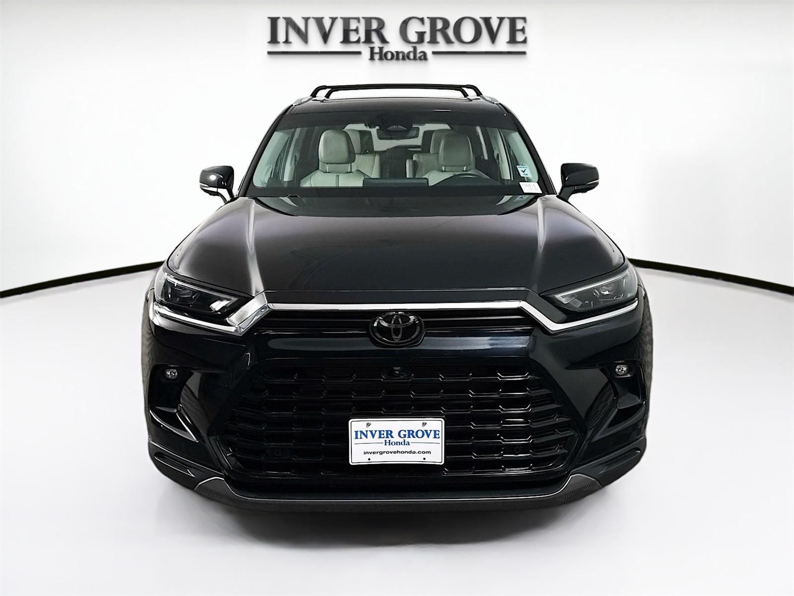 Used 2024 Toyota Grand Highlander Platinum with VIN 5TDAAAB59RS028468 for sale in Inver Grove Heights, Minnesota