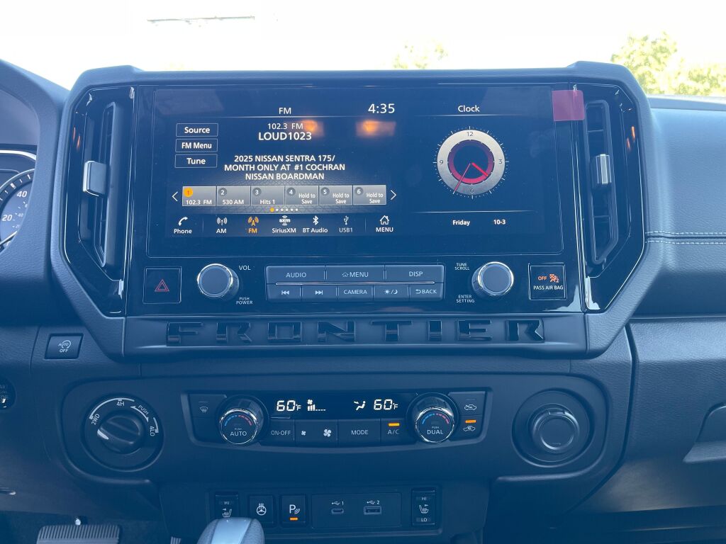 2026 Nissan Frontier Crew Cab SV photo 8