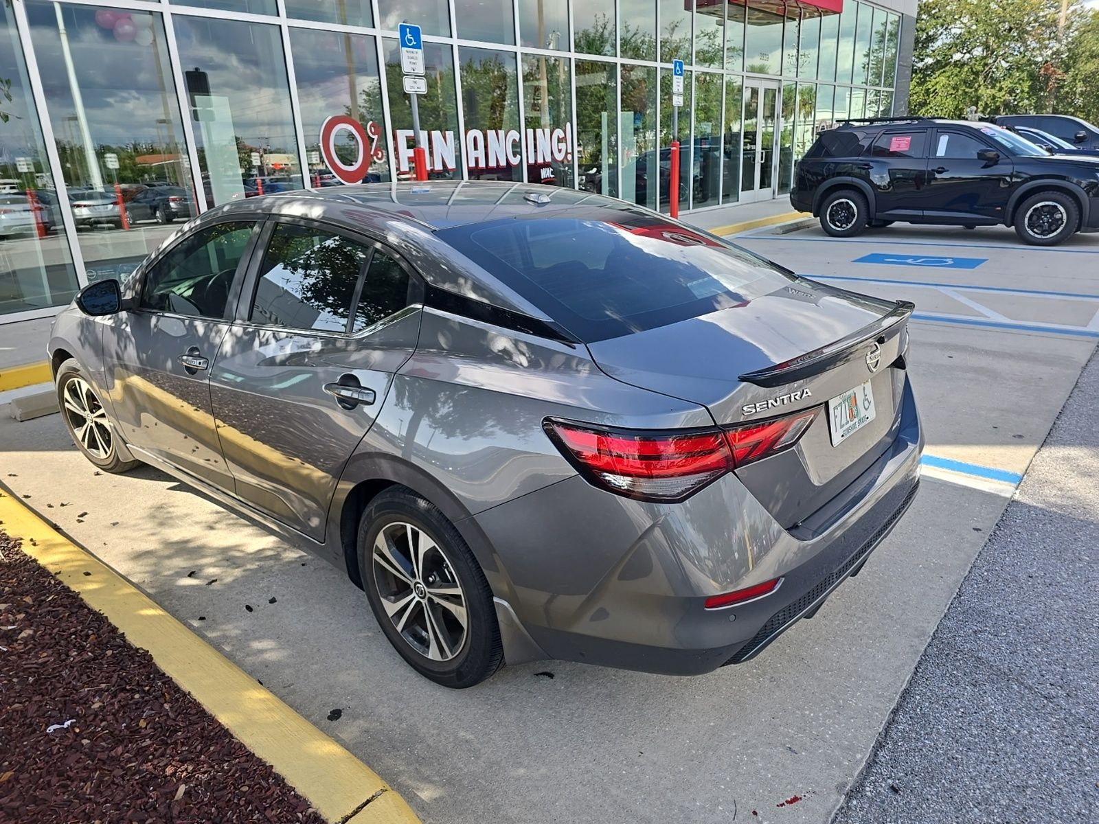 2022 Nissan Sentra SV photo 2