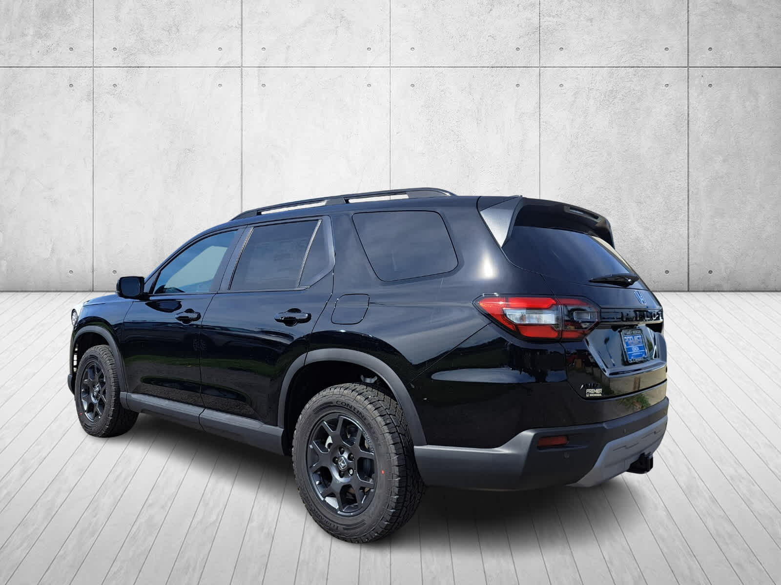2025 Honda Pilot TrailSport photo 3