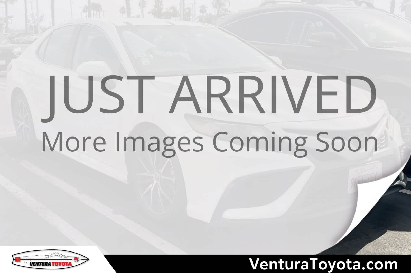 2021 Toyota Camry SE's photo