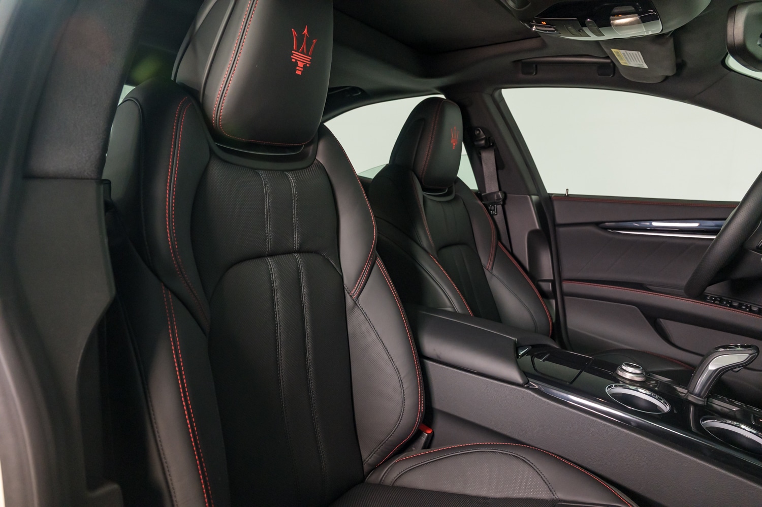 2024 Maserati Ghibli Modena photo 24