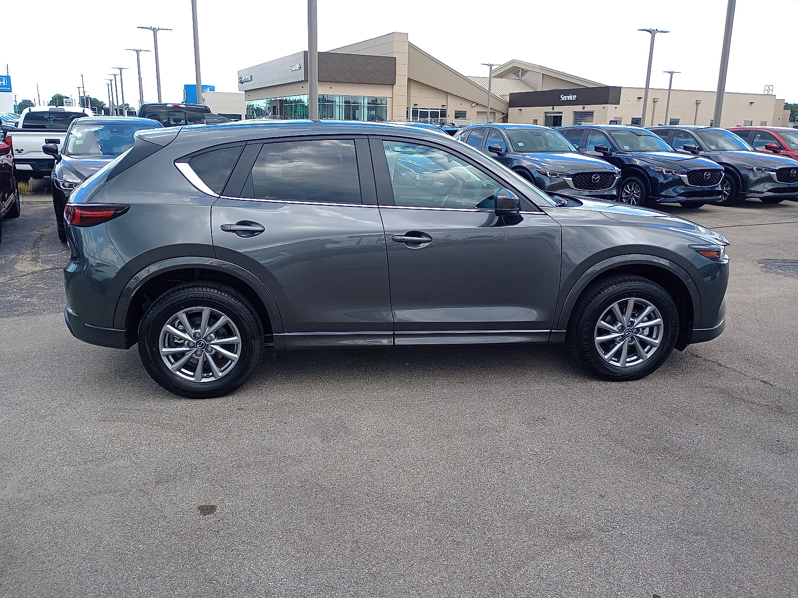 2025 Mazda CX-5 2.5 Select photo 2