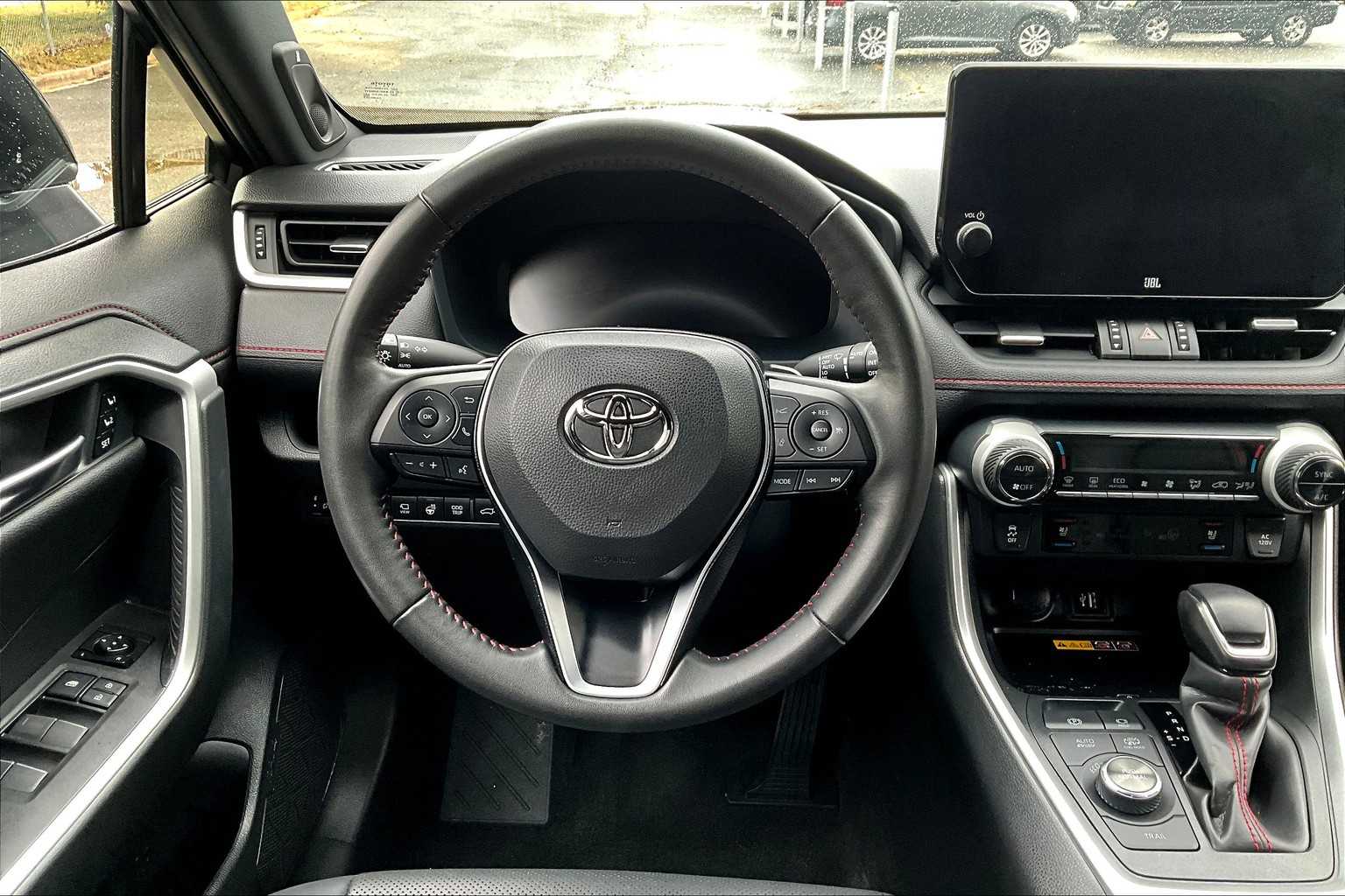 2023 Toyota RAV4 Prime XSE Premium photo 9