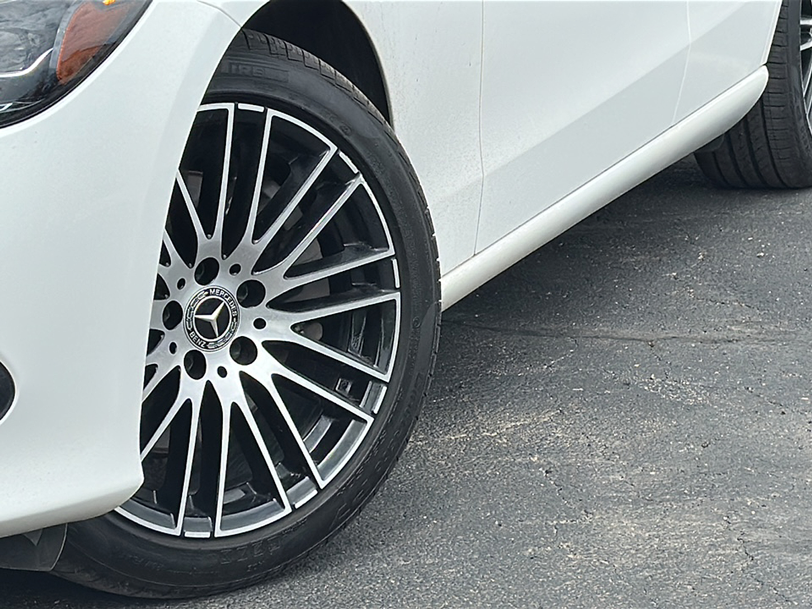 Used 2022 Polar White Mercedes-Benz C 300 image 3