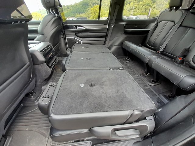 2024 Jeep Wagoneer Series II photo 46