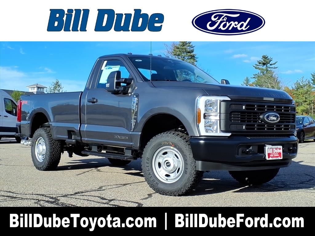 2026 Ford F-350 Super Duty XL's photo