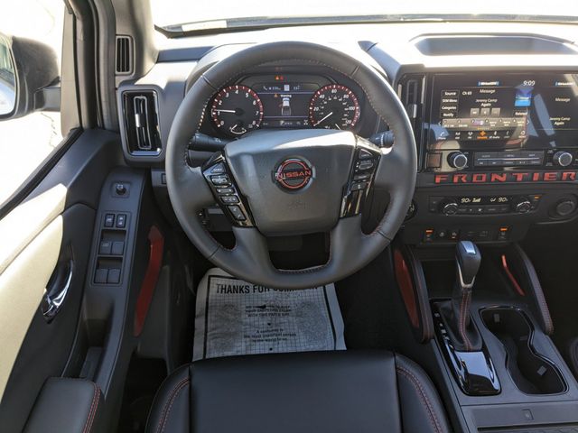 2025 Nissan Frontier Crew Cab PRO-4X photo 14