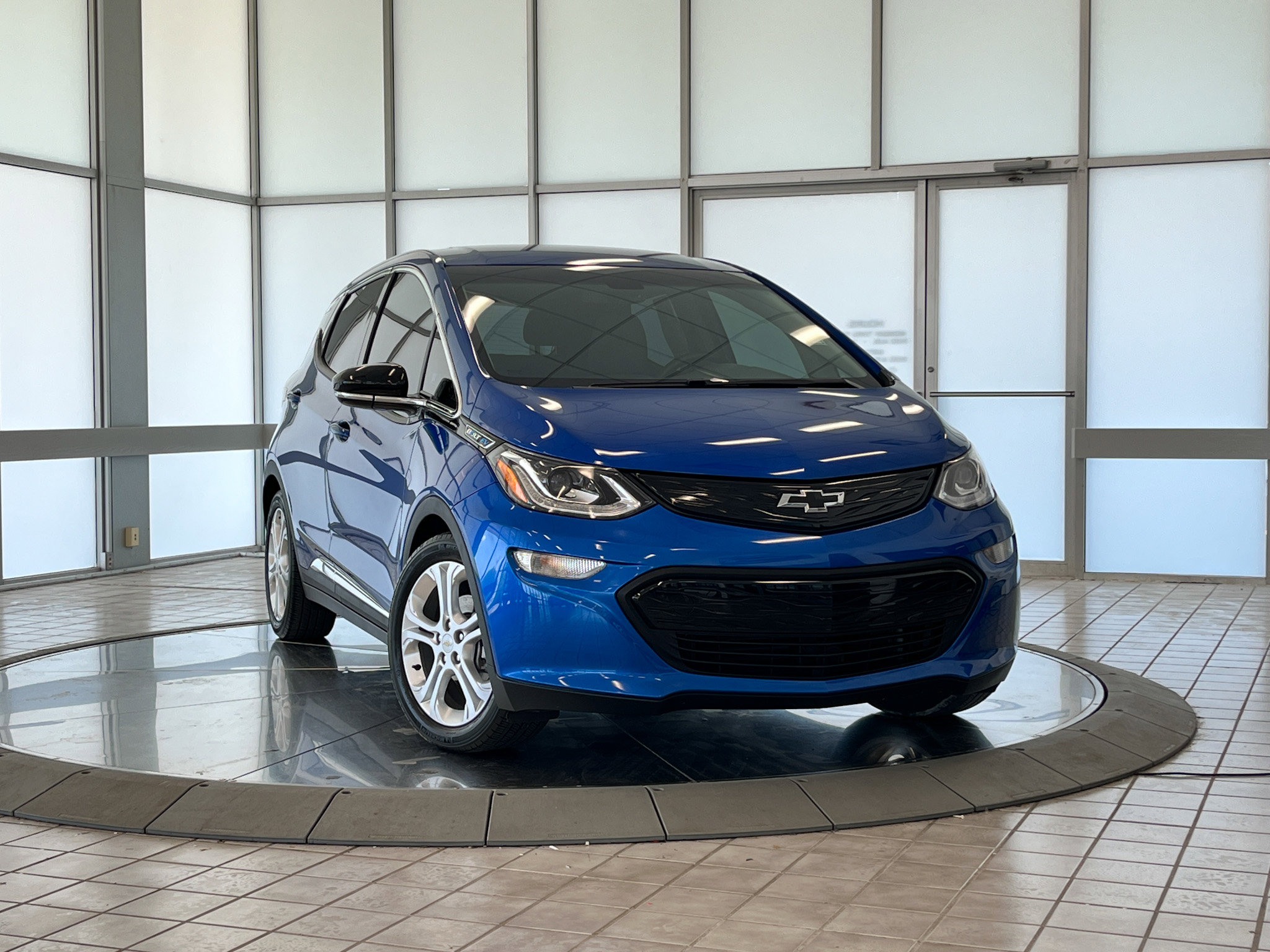 Used 2020 Chevrolet Bolt EV LT with VIN 1G1FW6S04L4103968 for sale in Elgin, IL