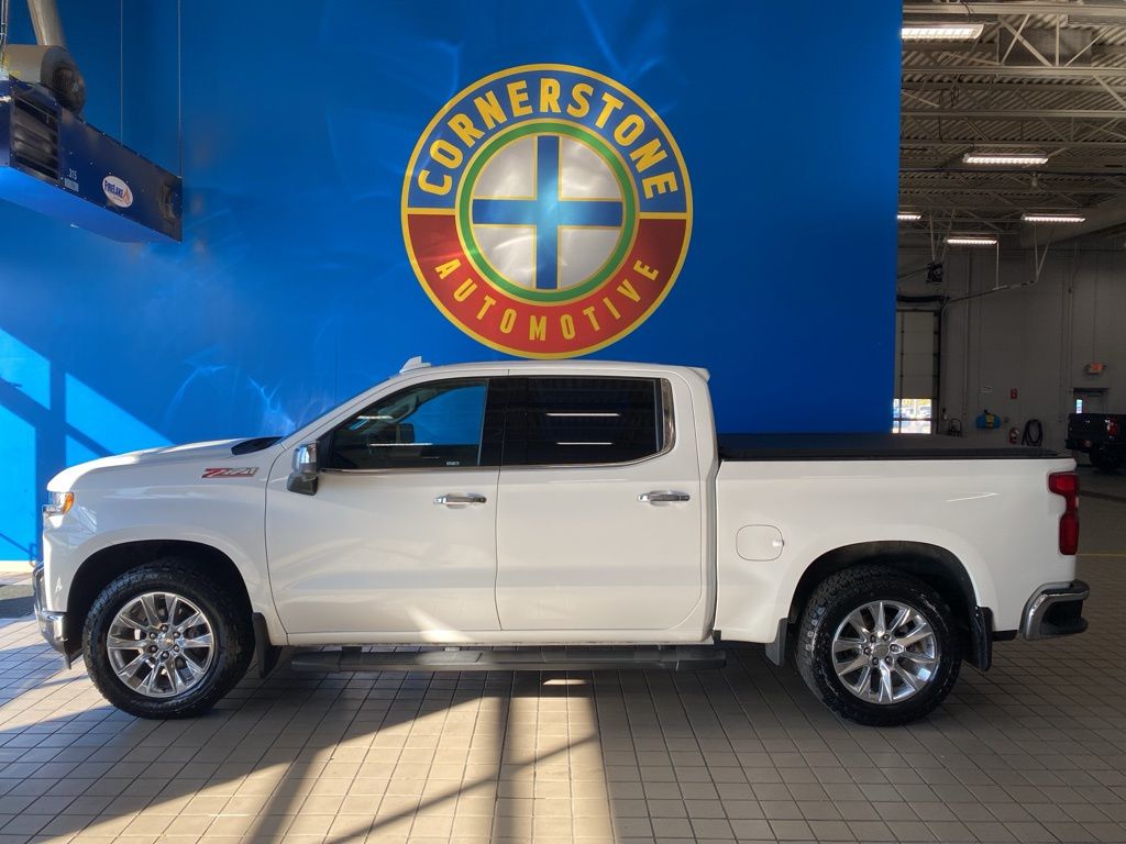 2021 Chevrolet Silverado 1500 LTZ photo 2