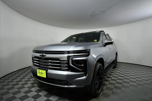 2026 Chevrolet Suburban Premier photo 2