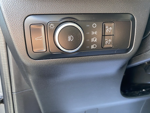 2022 Ford Escape SEL photo 28
