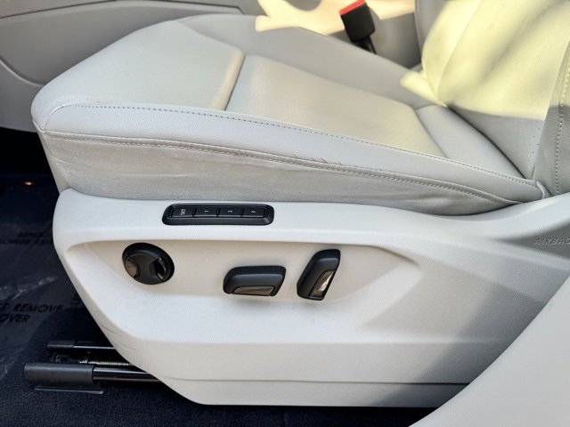 2019 Volkswagen Atlas V6 photo 19