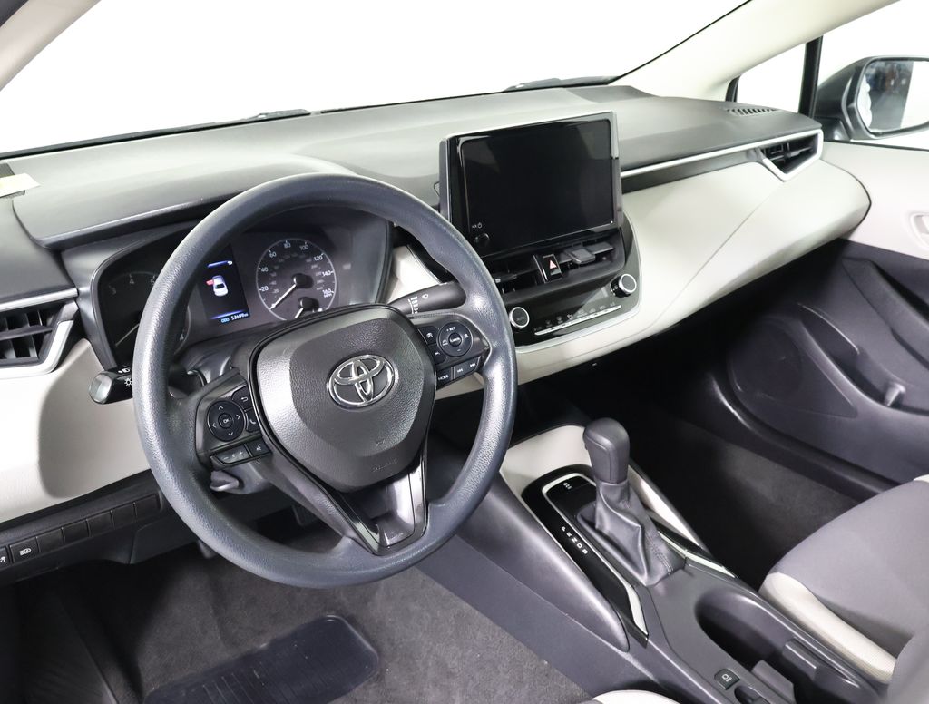 2023 Toyota Corolla LE photo 6