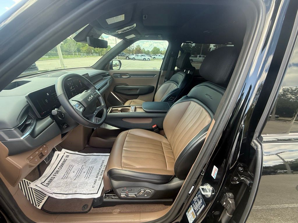 2024 Kia EV9 GT-Line photo 8
