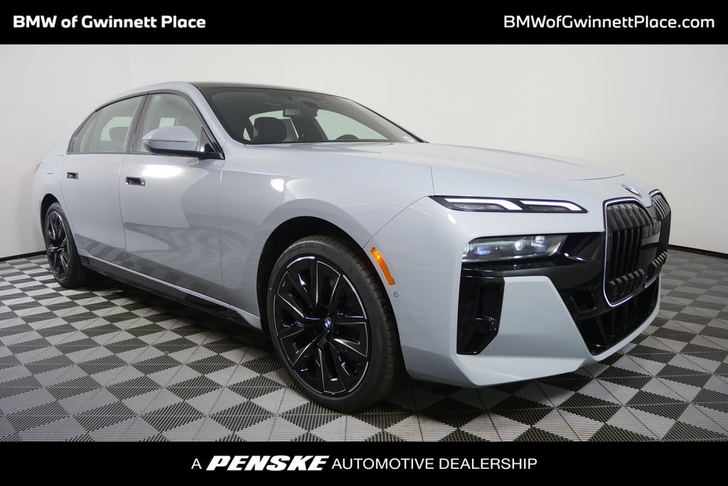 2026 BMW 7 Series 740i's photo