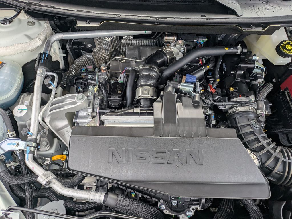 2026 Nissan Rogue SV photo 10