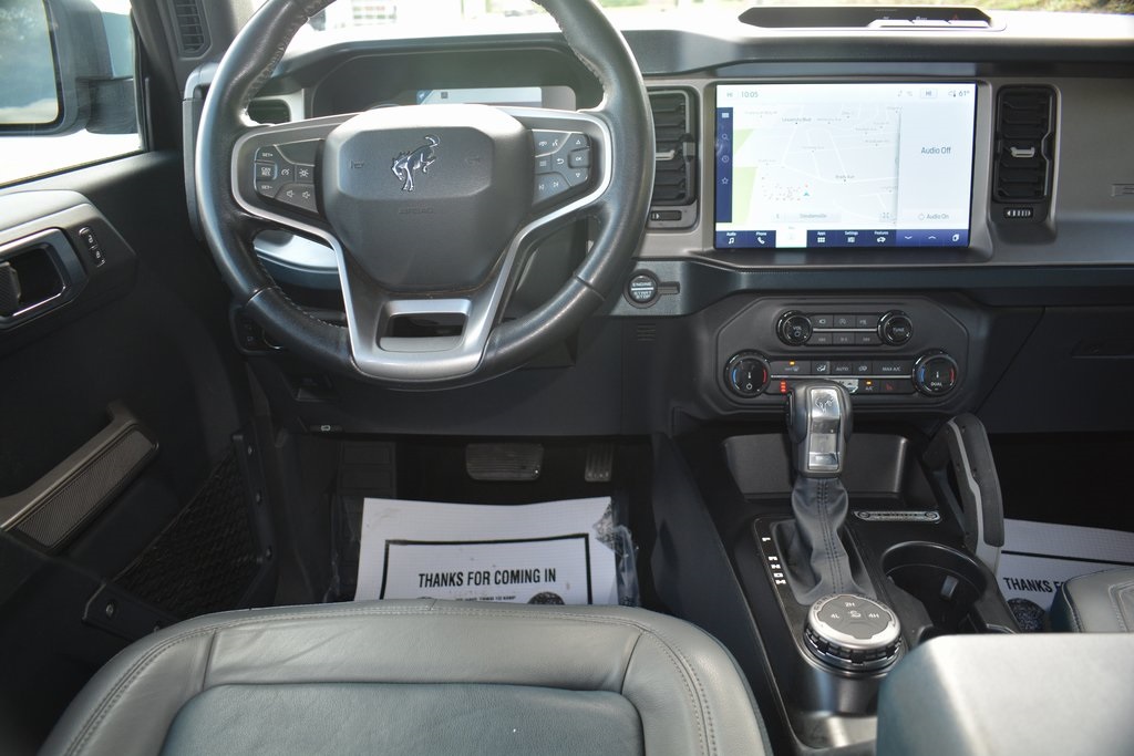 2022 Ford Bronco Outer Banks photo 3