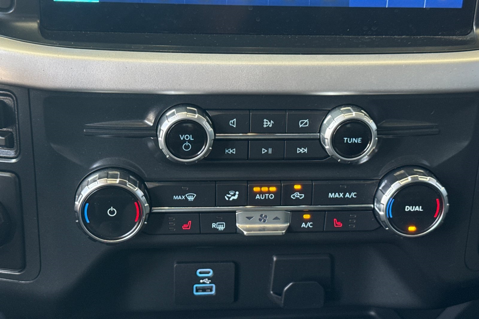 2022 Ford F-150 XLT photo 20
