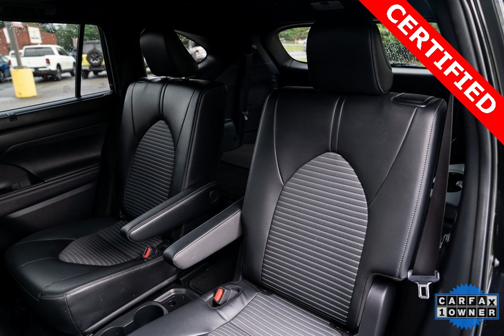 2024 Toyota Highlander XSE photo 25