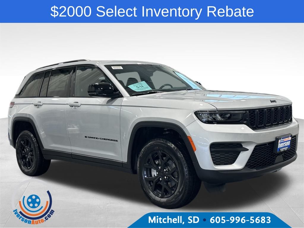 2025 Jeep Grand Cherokee Altitude's photo