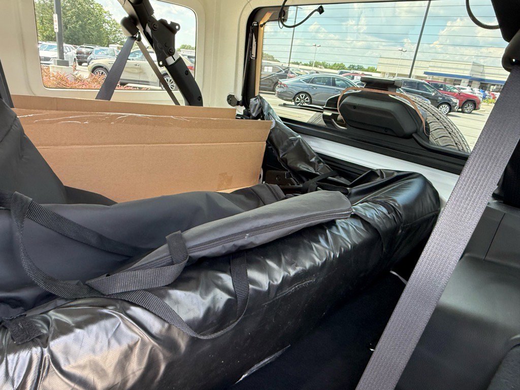 2024 Jeep Wrangler Sahara photo 14