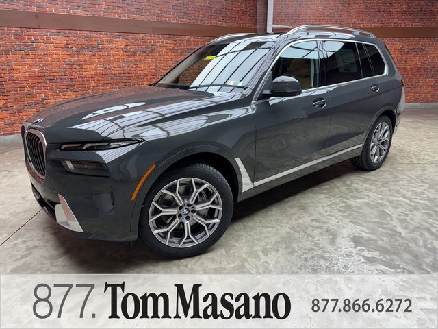 2026 BMW X7 40i's photo