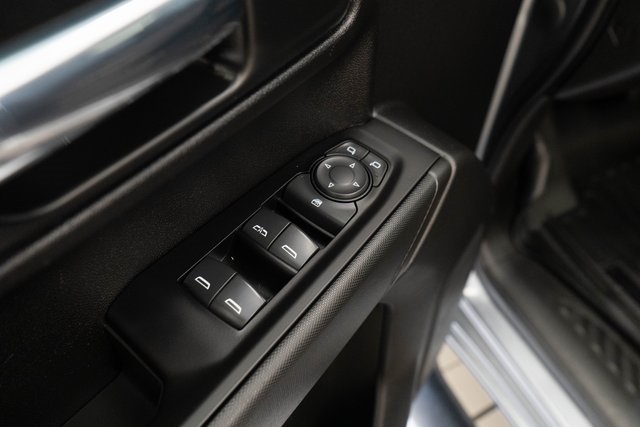 2022 Chevrolet Silverado 1500 Custom photo 13