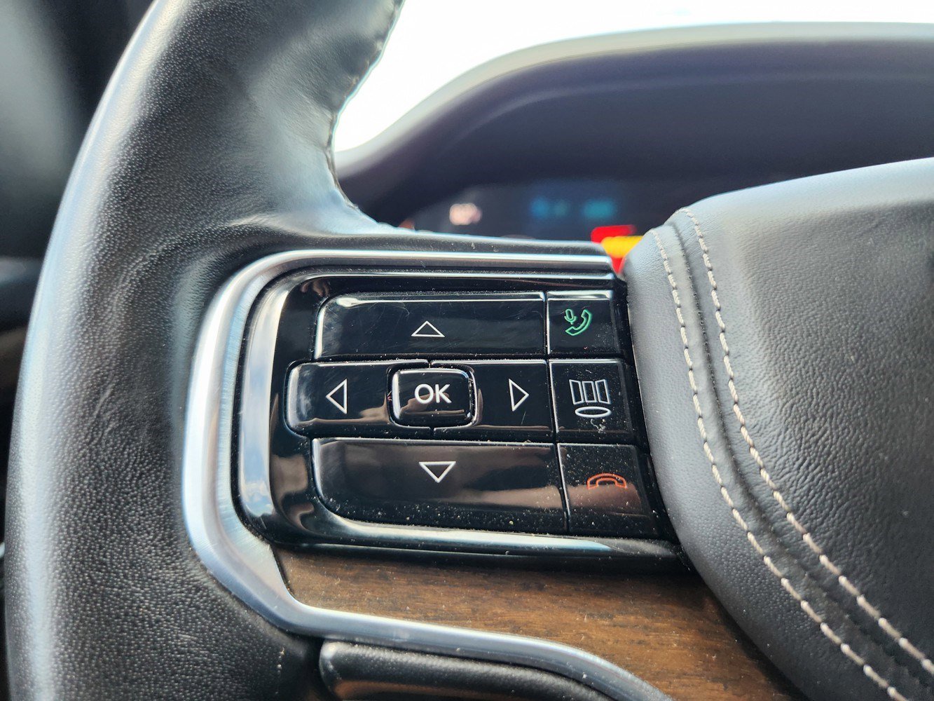 2022 Jeep Grand Wagoneer II photo 20