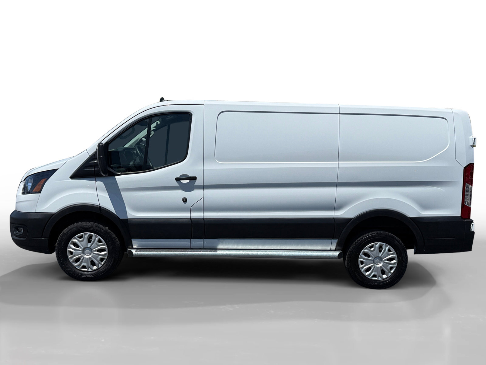 2024 Ford Transit photo 2