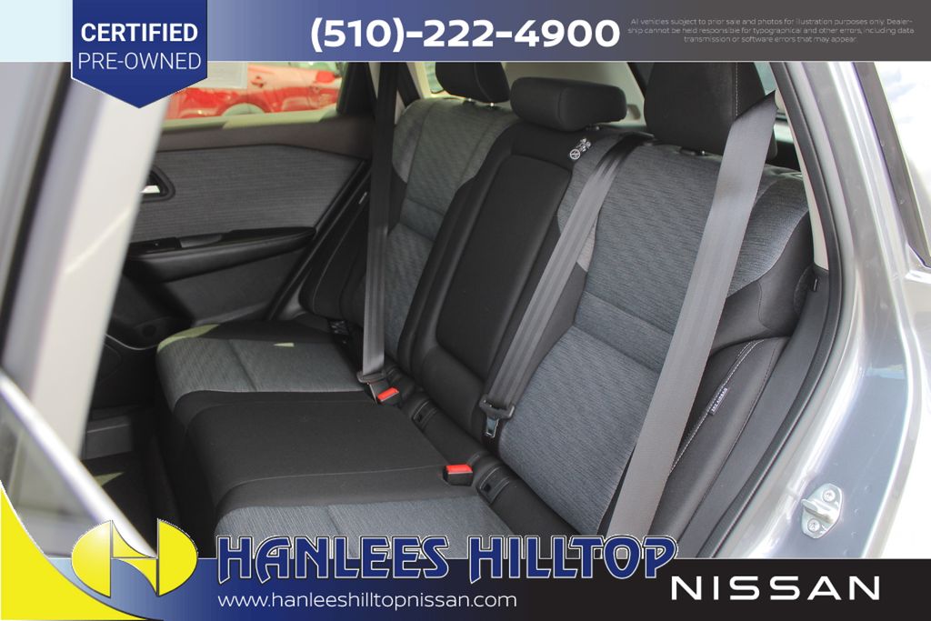 2023 Nissan Rogue SV photo 12