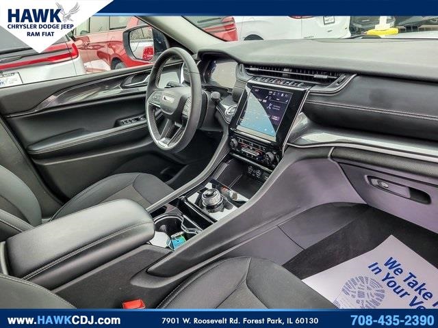 2023 JEEP GRAND CHEROKEE - Image 32